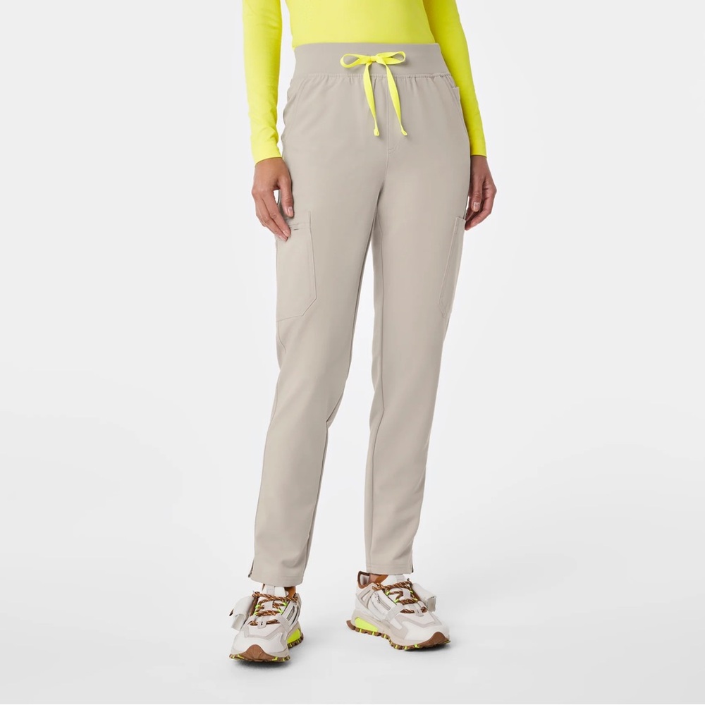 Figs High Waisted Yola Scrub Pants - Bone size SP - NWT